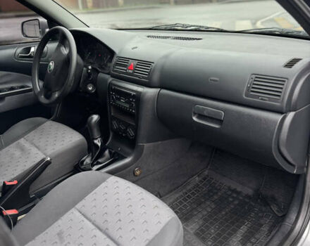 Сірий Шкода Октавія, об'ємом двигуна 1.6 л та пробігом 261 тис. км за 4800 $, фото 12 на Automoto.ua