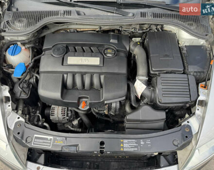 Шкода Октавия 2006 в Ахтырке на Automoto.ua Серый Шкода Октавия, объемом двигателя 1.6 л и пробегом 139 тыс. км за 6900 $, фото 33 на Automoto.ua