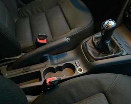 Серый Шкода Октавия, объемом двигателя 1.6 л и пробегом 213 тыс. км за 6300 $, фото 11 на Automoto.ua