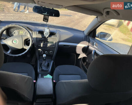 Серый Шкода Октавия, объемом двигателя 1.98 л и пробегом 272 тыс. км за 3700 $, фото 3 на Automoto.ua