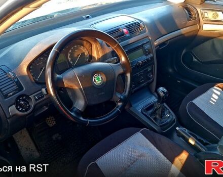 Сірий Шкода Октавія, об'ємом двигуна 1.6 л та пробігом 0 тис. км за 4500 $, фото 3 на Automoto.ua