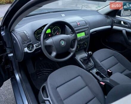 Сірий Шкода Октавія, об'ємом двигуна 1.6 л та пробігом 131 тис. км за 7100 $, фото 63 на Automoto.ua