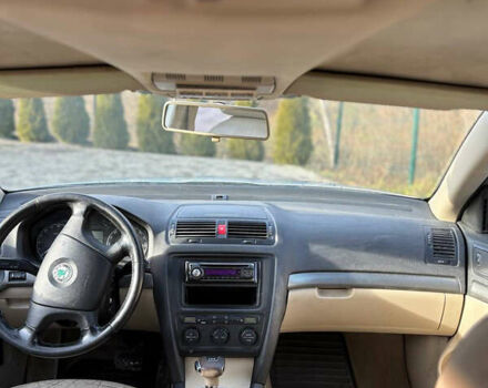 Серый Шкода Октавия, объемом двигателя 1.97 л и пробегом 300 тыс. км за 5250 $, фото 8 на Automoto.ua