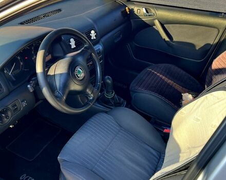 Сірий Шкода Октавія, об'ємом двигуна 1.8 л та пробігом 269 тис. км за 5500 $, фото 4 на Automoto.ua