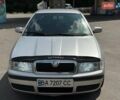 Серый Шкода Октавия, объемом двигателя 1.6 л и пробегом 230 тыс. км за 5600 $, фото 1 на Automoto.ua