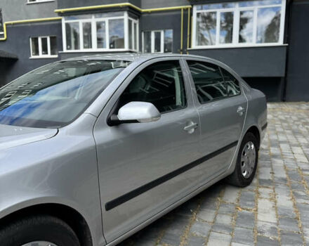 Шкода Октавия 2006 в Ахтырке на Automoto.ua Серый Шкода Октавия, объемом двигателя 1.6 л и пробегом 139 тыс. км за 6900 $, фото 9 на Automoto.ua