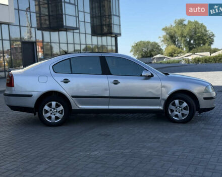 Сірий Шкода Октавія, об'ємом двигуна 2 л та пробігом 289 тис. км за 5500 $, фото 5 на Automoto.ua