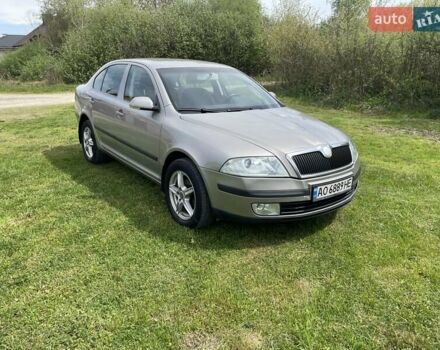 Серый Шкода Октавия, объемом двигателя 2 л и пробегом 247 тыс. км за 5300 $, фото 2 на Automoto.ua