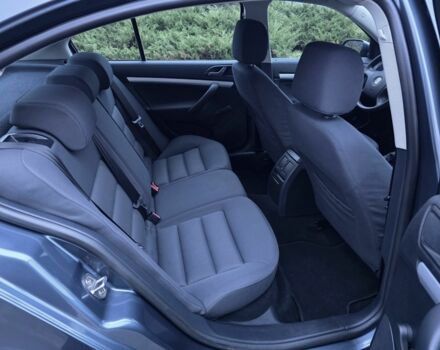 Серый Шкода Октавия, объемом двигателя 1.6 л и пробегом 130 тыс. км за 7300 $, фото 18 на Automoto.ua