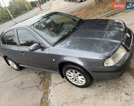 Серый Шкода Октавия, объемом двигателя 1.6 л и пробегом 230 тыс. км за 5700 $, фото 4 на Automoto.ua
