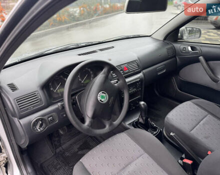 Сірий Шкода Октавія, об'ємом двигуна 1.6 л та пробігом 261 тис. км за 4800 $, фото 19 на Automoto.ua