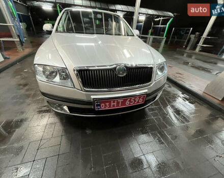 Серый Шкода Октавия, объемом двигателя 1.6 л и пробегом 94 тыс. км за 7699 $, фото 4 на Automoto.ua