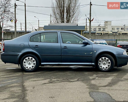 Серый Шкода Октавия, объемом двигателя 1.6 л и пробегом 266 тыс. км за 4900 $, фото 3 на Automoto.ua