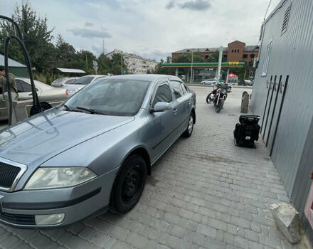 Сірий Шкода Октавія, об'ємом двигуна 1.6 л та пробігом 275 тис. км за 4600 $, фото 1 на Automoto.ua