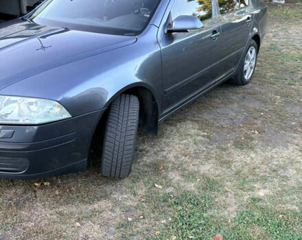 Серый Шкода Октавия, объемом двигателя 1.6 л и пробегом 230 тыс. км за 7200 $, фото 1 на Automoto.ua