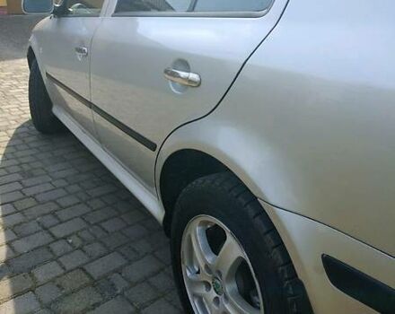 Серый Шкода Октавия, объемом двигателя 2 л и пробегом 296 тыс. км за 4350 $, фото 4 на Automoto.ua