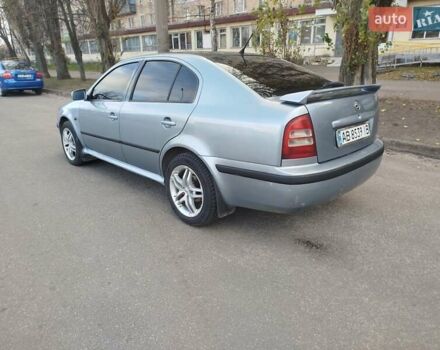 Серый Шкода Октавия, объемом двигателя 1.6 л и пробегом 280 тыс. км за 3950 $, фото 4 на Automoto.ua