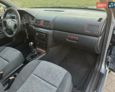 Серый Шкода Октавия, объемом двигателя 1.6 л и пробегом 257 тыс. км за 5650 $, фото 15 на Automoto.ua