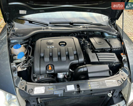 Серый Шкода Октавия, объемом двигателя 1.97 л и пробегом 320 тыс. км за 5550 $, фото 8 на Automoto.ua