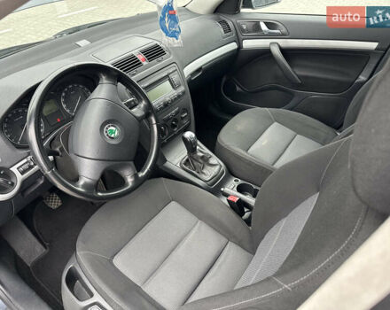 Серый Шкода Октавия, объемом двигателя 1.6 л и пробегом 201 тыс. км за 7300 $, фото 15 на Automoto.ua