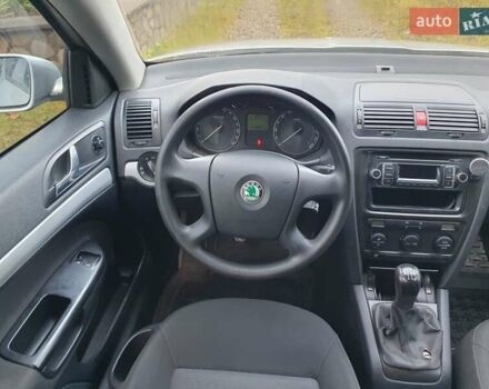 Серый Шкода Октавия, объемом двигателя 1.6 л и пробегом 240 тыс. км за 4850 $, фото 27 на Automoto.ua