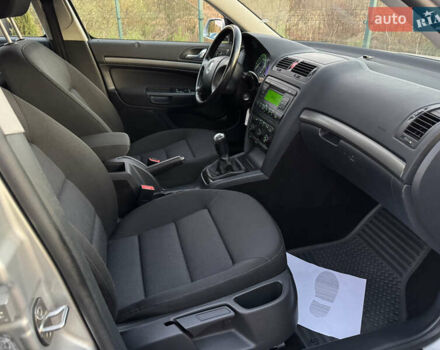 Серый Шкода Октавия, объемом двигателя 1.6 л и пробегом 188 тыс. км за 6250 $, фото 24 на Automoto.ua