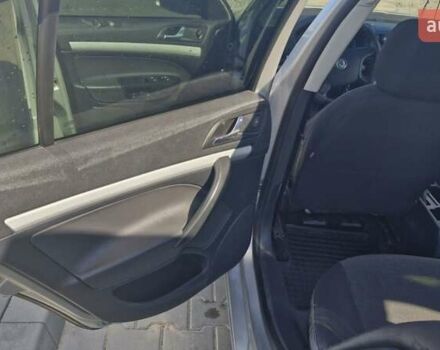 Сірий Шкода Октавія, об'ємом двигуна 1.6 л та пробігом 300 тис. км за 6500 $, фото 9 на Automoto.ua