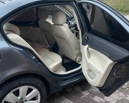 Сірий Шкода Октавія, об'ємом двигуна 2 л та пробігом 231 тис. км за 5850 $, фото 13 на Automoto.ua