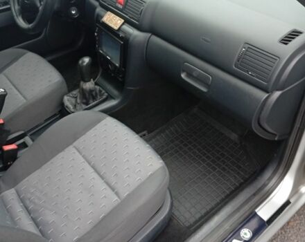 Серый Шкода Октавия, объемом двигателя 1.6 л и пробегом 179 тыс. км за 5700 $, фото 6 на Automoto.ua