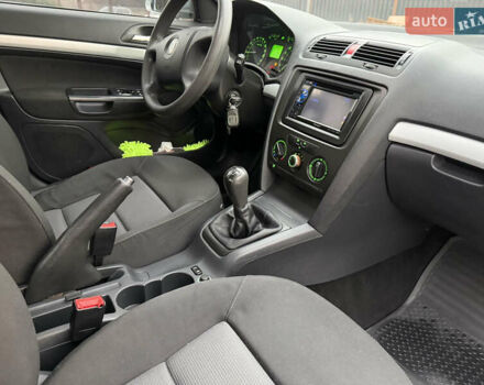 Сірий Шкода Октавія, об'ємом двигуна 1.6 л та пробігом 199 тис. км за 3350 $, фото 9 на Automoto.ua