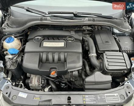 Серый Шкода Октавия, объемом двигателя 1.6 л и пробегом 201 тыс. км за 7300 $, фото 14 на Automoto.ua