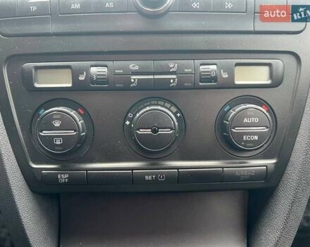 Сірий Шкода Октавія, об'ємом двигуна 1.6 л та пробігом 225 тис. км за 6990 $, фото 24 на Automoto.ua