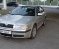 Серый Шкода Октавия, объемом двигателя 1.6 л и пробегом 211 тыс. км за 4000 $, фото 1 на Automoto.ua