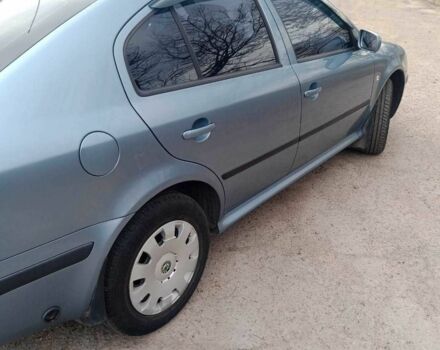 Сірий Шкода Октавія, об'ємом двигуна 1.6 л та пробігом 300 тис. км за 5500 $, фото 1 на Automoto.ua
