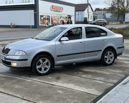 Серый Шкода Октавия, объемом двигателя 1.6 л и пробегом 203 тыс. км за 5000 $, фото 1 на Automoto.ua