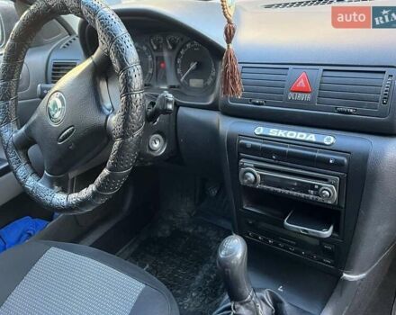Сірий Шкода Октавія, об'ємом двигуна 1.6 л та пробігом 393 тис. км за 4400 $, фото 7 на Automoto.ua