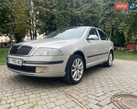 Серый Шкода Октавия, объемом двигателя 1.6 л и пробегом 350 тыс. км за 4000 $, фото 13 на Automoto.ua