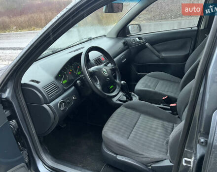 Сірий Шкода Октавія, об'ємом двигуна 1.8 л та пробігом 310 тис. км за 3950 $, фото 28 на Automoto.ua