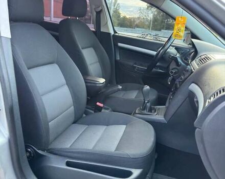 Сірий Шкода Октавія, об'ємом двигуна 1.6 л та пробігом 225 тис. км за 6300 $, фото 6 на Automoto.ua