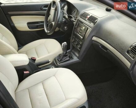 Сірий Шкода Октавія, об'ємом двигуна 1.98 л та пробігом 302 тис. км за 4700 $, фото 11 на Automoto.ua