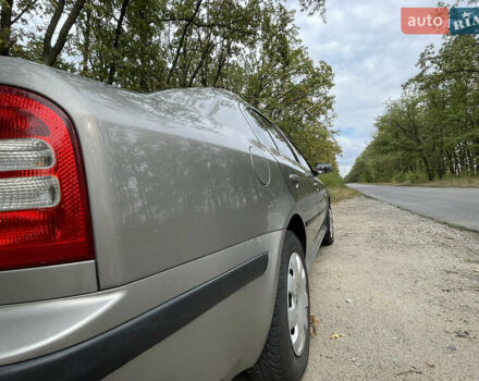 Серый Шкода Октавия, объемом двигателя 1.6 л и пробегом 260 тыс. км за 5600 $, фото 21 на Automoto.ua