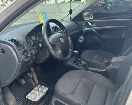 Сірий Шкода Октавія, об'ємом двигуна 2 л та пробігом 280 тис. км за 5500 $, фото 8 на Automoto.ua