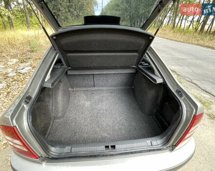 Серый Шкода Октавия, объемом двигателя 1.6 л и пробегом 260 тыс. км за 5600 $, фото 25 на Automoto.ua