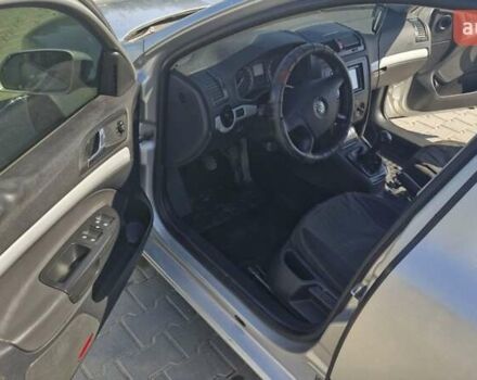 Сірий Шкода Октавія, об'ємом двигуна 1.6 л та пробігом 300 тис. км за 6500 $, фото 7 на Automoto.ua