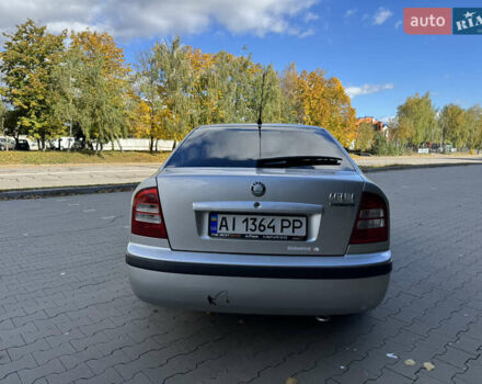 Серый Шкода Октавия, объемом двигателя 1.6 л и пробегом 294 тыс. км за 5750 $, фото 1 на Automoto.ua