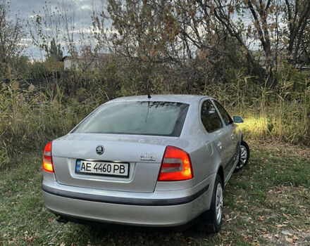 Шкода Октавия 2007 в Днепре (Днепропетровске) на Automoto.ua Серый Шкода Октавия, объемом двигателя 1.98 л и пробегом 253 тыс. км за 5300 $, фото 3 на Automoto.ua