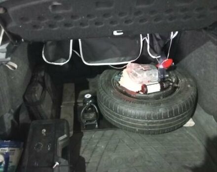 Серый Шкода Октавия, объемом двигателя 1.6 л и пробегом 215 тыс. км за 4900 $, фото 10 на Automoto.ua