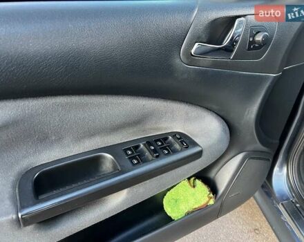 Сірий Шкода Октавія, об'ємом двигуна 1.6 л та пробігом 275 тис. км за 6500 $, фото 14 на Automoto.ua