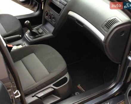 Сірий Шкода Октавія, об'ємом двигуна 1.6 л та пробігом 235 тис. км за 6100 $, фото 13 на Automoto.ua