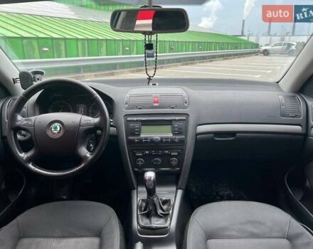 Сірий Шкода Октавія, об'ємом двигуна 1.6 л та пробігом 225 тис. км за 6990 $, фото 12 на Automoto.ua